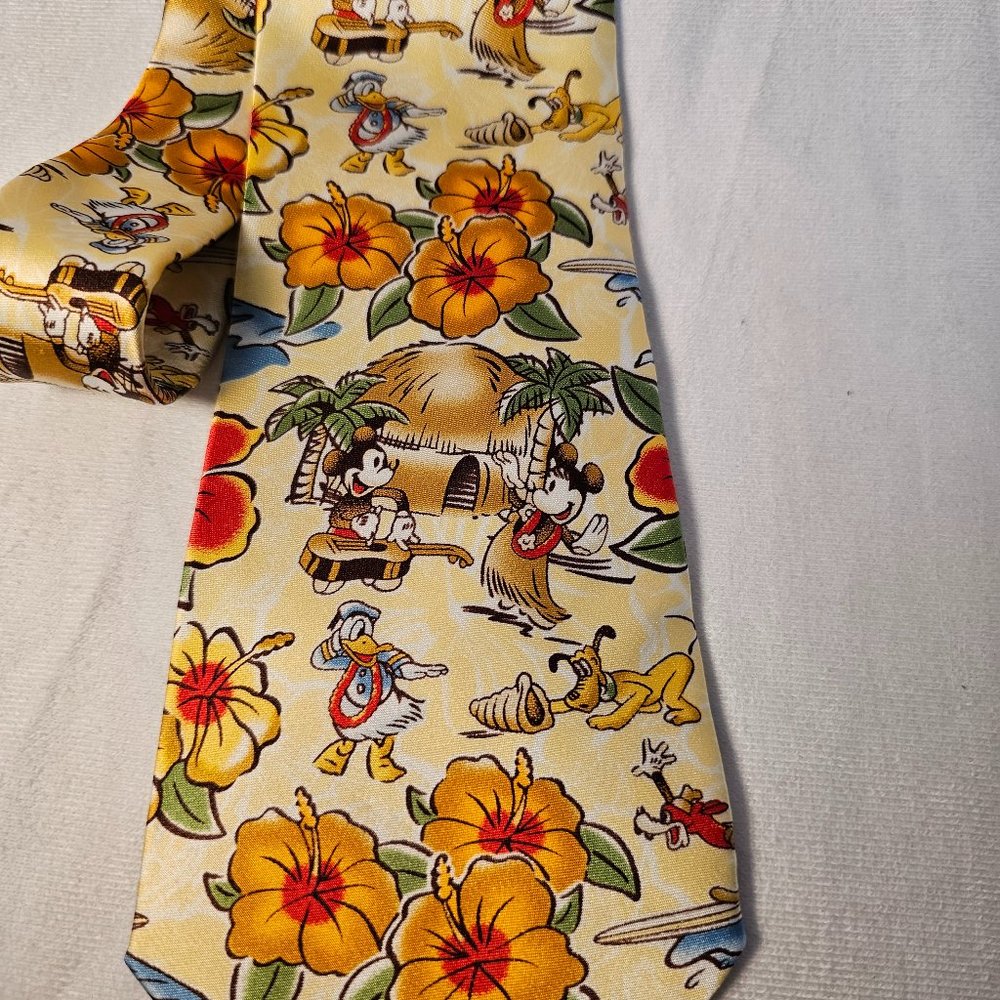 Disney Parks 100% Silk Hawaiian Island Tie - Picture 1 of 4
